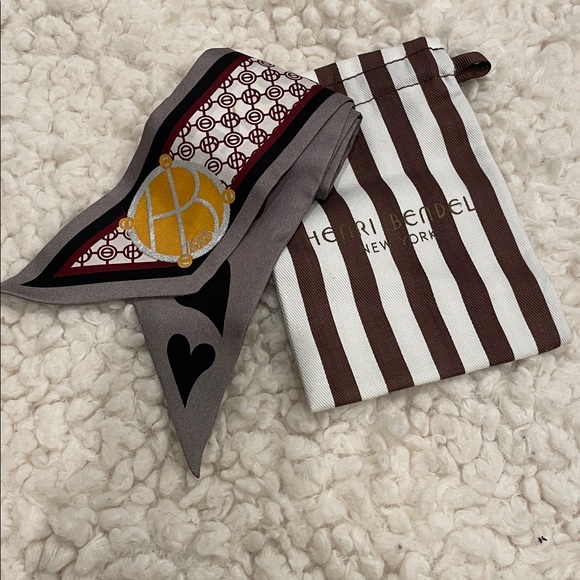 HENRI BENDEL ‘Love is All You Need’ TWILLY / Bag Scarf w HB Dust Bag | EUC - Picture 2 of 6